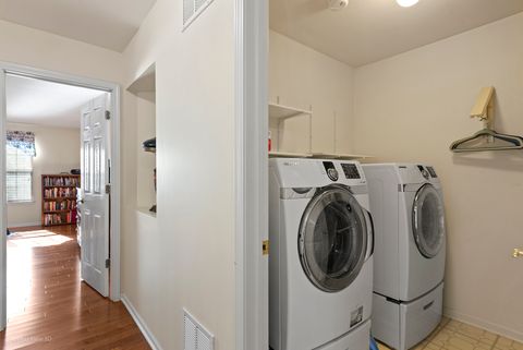 Tiny photo for 820 Amelia Court #820, Grayslake, IL 60030 (MLS # 12499407)