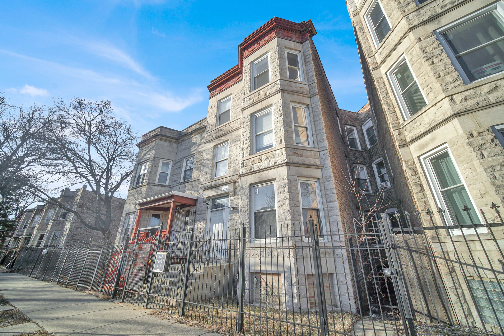 3410 W Walnut Street