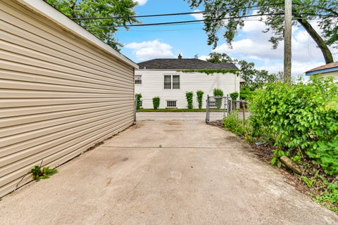 Tiny photo for 12755 S PARNELL Street, Chicago, IL 60628 (MLS # 12772976)