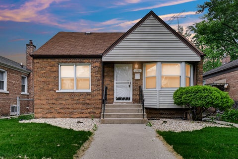 Photo of 12755 S PARNELL Street, Chicago, IL 60628 (MLS # 12772976)