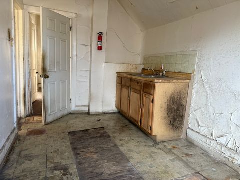 Tiny photo for 6951 S Princeton Avenue, Chicago, IL 60621 (MLS # 12547978)