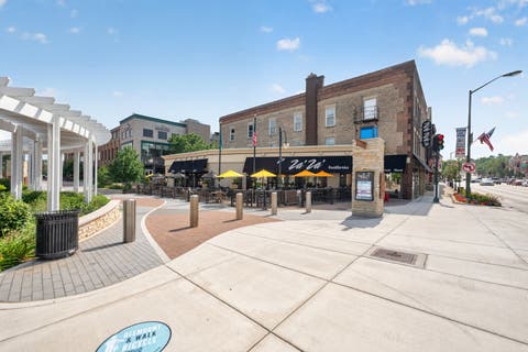 Tiny photo for 321 Brownstone Drive, St. Charles, IL 60174 (MLS # 12709916)