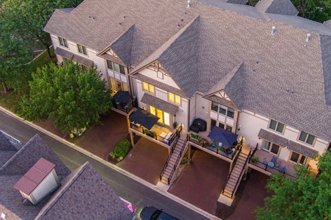 Tiny photo for 321 Brownstone Drive, St. Charles, IL 60174 (MLS # 12709916)