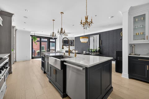 Tiny photo for 321 Brownstone Drive, St. Charles, IL 60174 (MLS # 12709916)