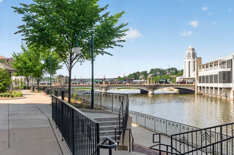 Tiny photo for 321 Brownstone Drive, St. Charles, IL 60174 (MLS # 12709916)
