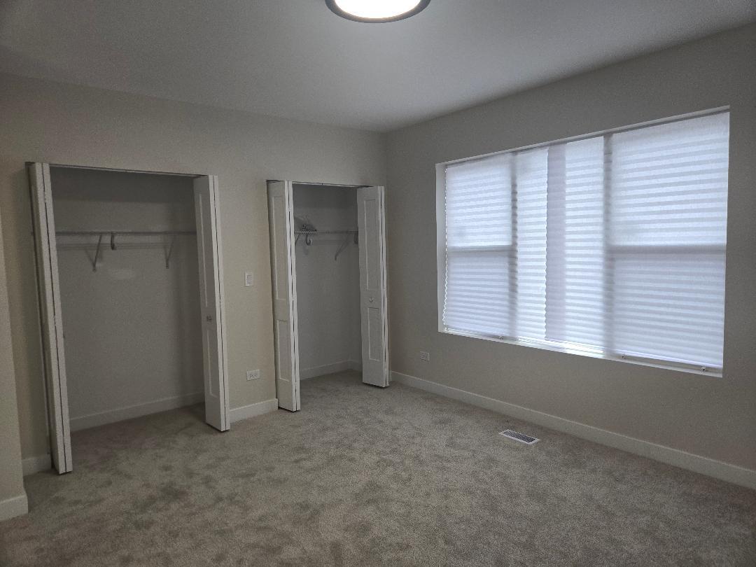 1810 S Hamlin Avenue