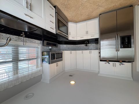 Tiny photo for 258 Odlum Court, Schaumburg, IL 60194 (MLS # 12610662)