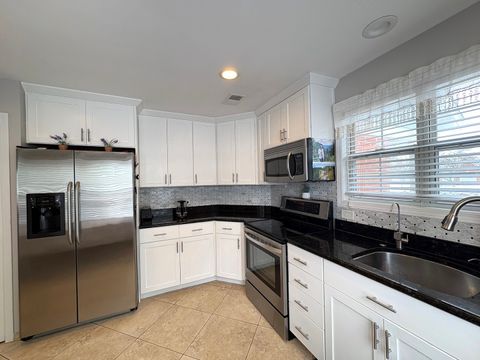 Tiny photo for 258 Odlum Court, Schaumburg, IL 60194 (MLS # 12610662)
