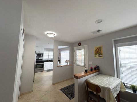 Tiny photo for 258 Odlum Court, Schaumburg, IL 60194 (MLS # 12610662)