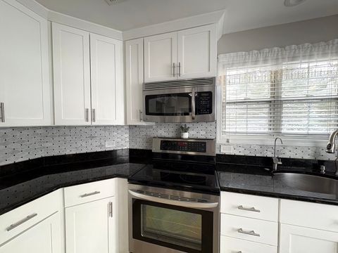 Tiny photo for 258 Odlum Court, Schaumburg, IL 60194 (MLS # 12610662)