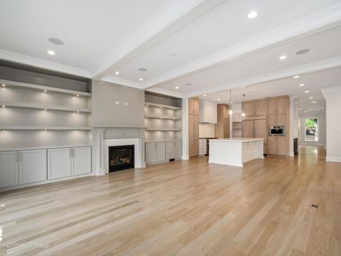 Tiny photo for 4425 N WINCHESTER Avenue, Chicago, IL 60640 (MLS # 12514654)