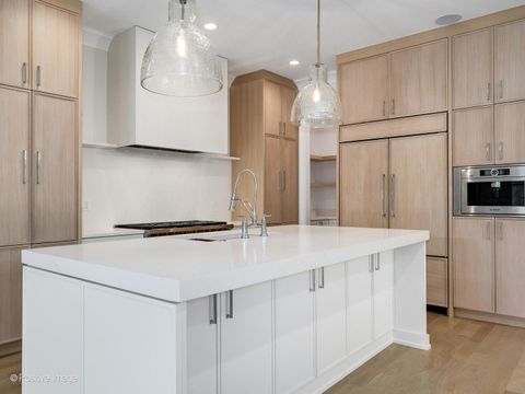 Tiny photo for 4425 N WINCHESTER Avenue, Chicago, IL 60640 (MLS # 12514654)