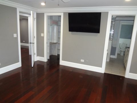 Tiny photo for 1732 Kingston Circle, Carpentersville, IL 60110 (MLS # 12581061)