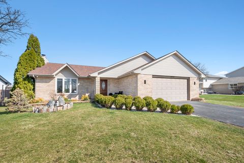 Tiny photo for 16740 W Saddlewood Drive, Lockport, IL 60441 (MLS # 12596862)