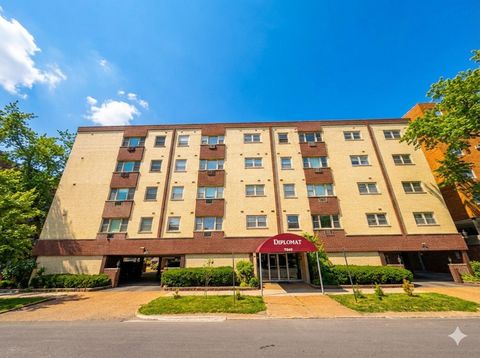 Tiny photo for 7840 W North Avenue #2K, Elmwood Park, IL 60707 (MLS # 12575339)