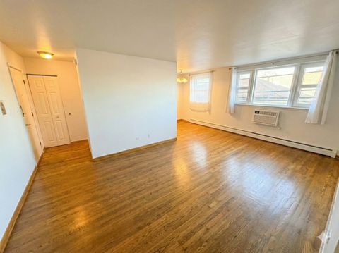 Tiny photo for 7840 W North Avenue #2K, Elmwood Park, IL 60707 (MLS # 12575339)
