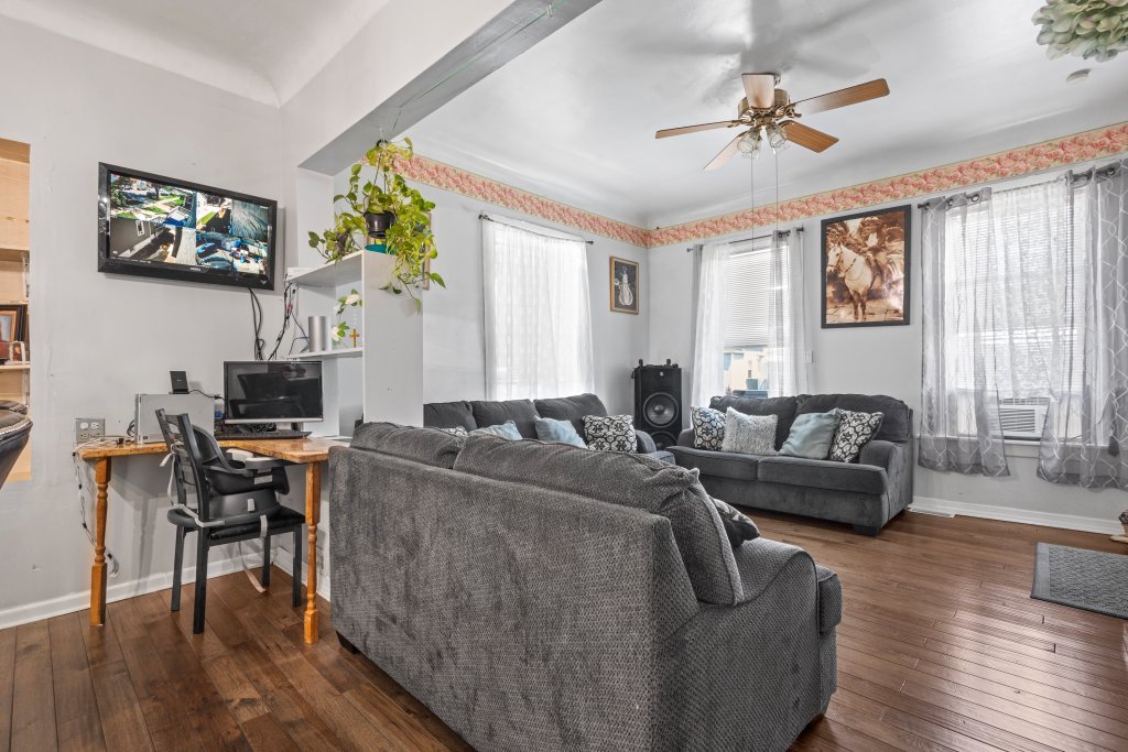 2730 S 58th Court