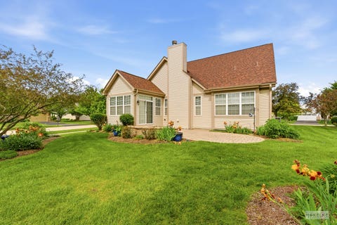 Tiny photo for 700 Cheshire Court, Oswego, IL 60543 (MLS # 12609411)