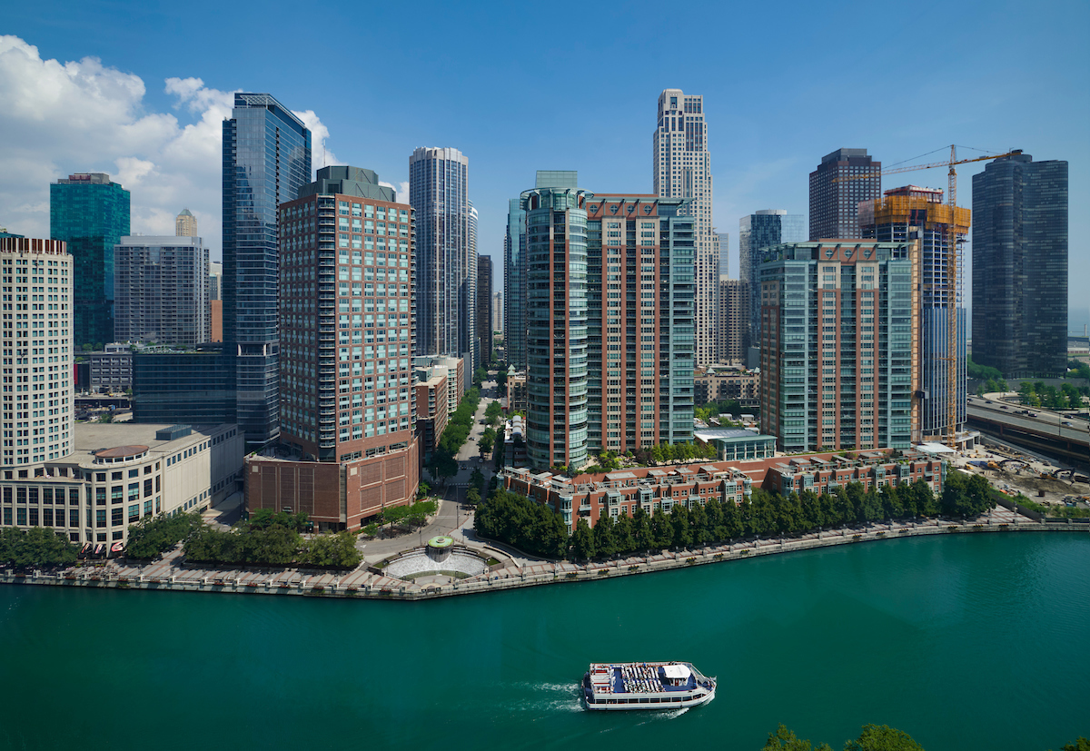 363 E Wacker Drive 1506