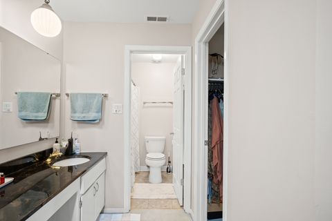 Tiny photo for 840 Sheldon Court #B, Wheaton, IL 60189 (MLS # 12565956)