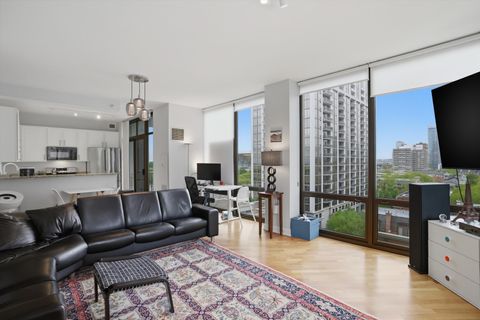 Tiny photo for 233 E 13th Street #909, Chicago, IL 60605 (MLS # 12637851)