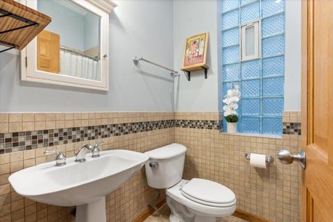 Tiny photo for 2139 W Crystal Street #2, Chicago, IL 60622 (MLS # 12717312)