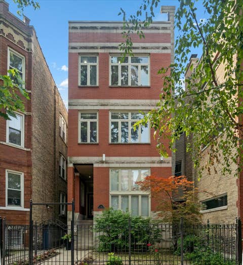 Photo of 2139 W Crystal Street #2, Chicago, IL 60622 (MLS # 12717312)