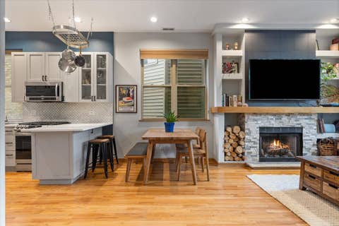 Tiny photo for 2139 W Crystal Street #2, Chicago, IL 60622 (MLS # 12717312)