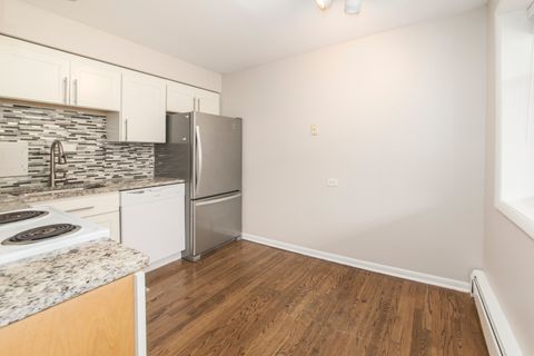 Tiny photo for 4258 N Greenview Avenue #3E, Chicago, IL 60613 (MLS # 12624211)