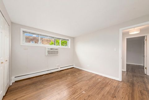 Tiny photo for 4258 N Greenview Avenue #3E, Chicago, IL 60613 (MLS # 12624211)