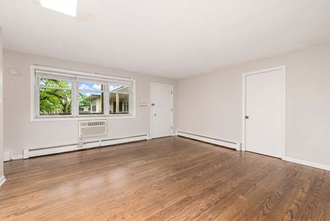 Tiny photo for 4258 N Greenview Avenue #3E, Chicago, IL 60613 (MLS # 12624211)