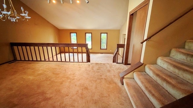 18348 Carriage Lane