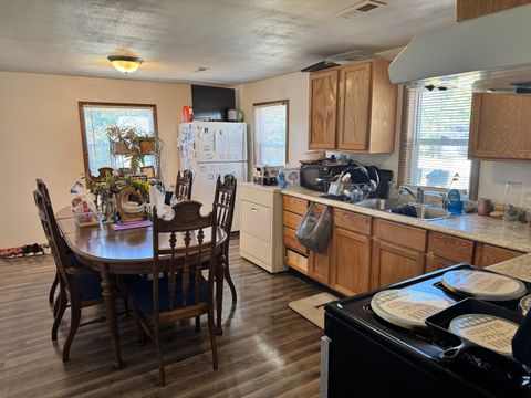 Tiny photo for 4310 Wilshire Avenue, Rockford, IL 61101 (MLS # 12589291)