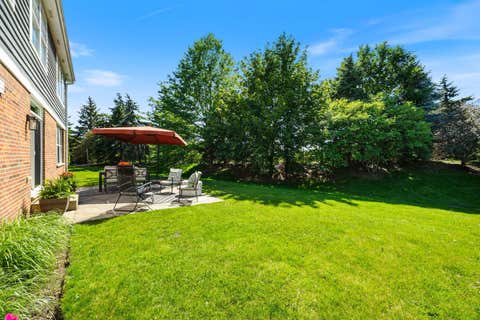Tiny photo for 1214 Ridgewood Court, Vernon Hills, IL 60061 (MLS # 12683743)