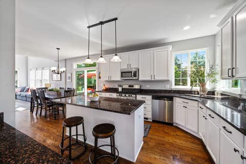 Tiny photo for 1214 Ridgewood Court, Vernon Hills, IL 60061 (MLS # 12683743)