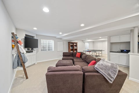 Tiny photo for 1214 Ridgewood Court, Vernon Hills, IL 60061 (MLS # 12683743)