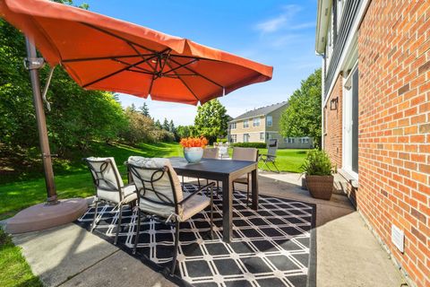 Tiny photo for 1214 Ridgewood Court, Vernon Hills, IL 60061 (MLS # 12683743)