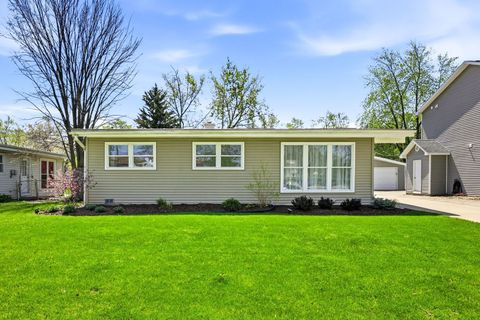 Tiny photo for 2117 Grouse Lane, Rolling Meadows, IL 60008 (MLS # 12656249)