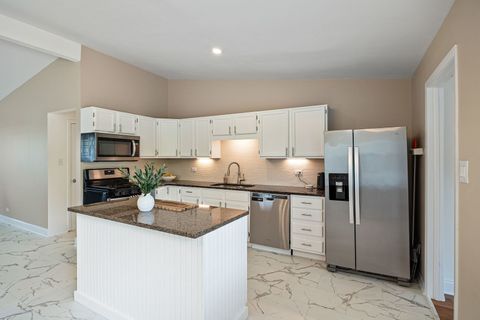 Tiny photo for 2117 Grouse Lane, Rolling Meadows, IL 60008 (MLS # 12656249)