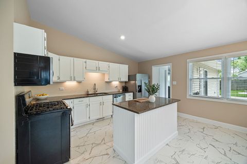 Tiny photo for 2117 Grouse Lane, Rolling Meadows, IL 60008 (MLS # 12656249)