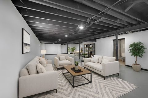 Tiny photo for 13921 S Manistee Avenue, Burnham, IL 60633 (MLS # 12529014)