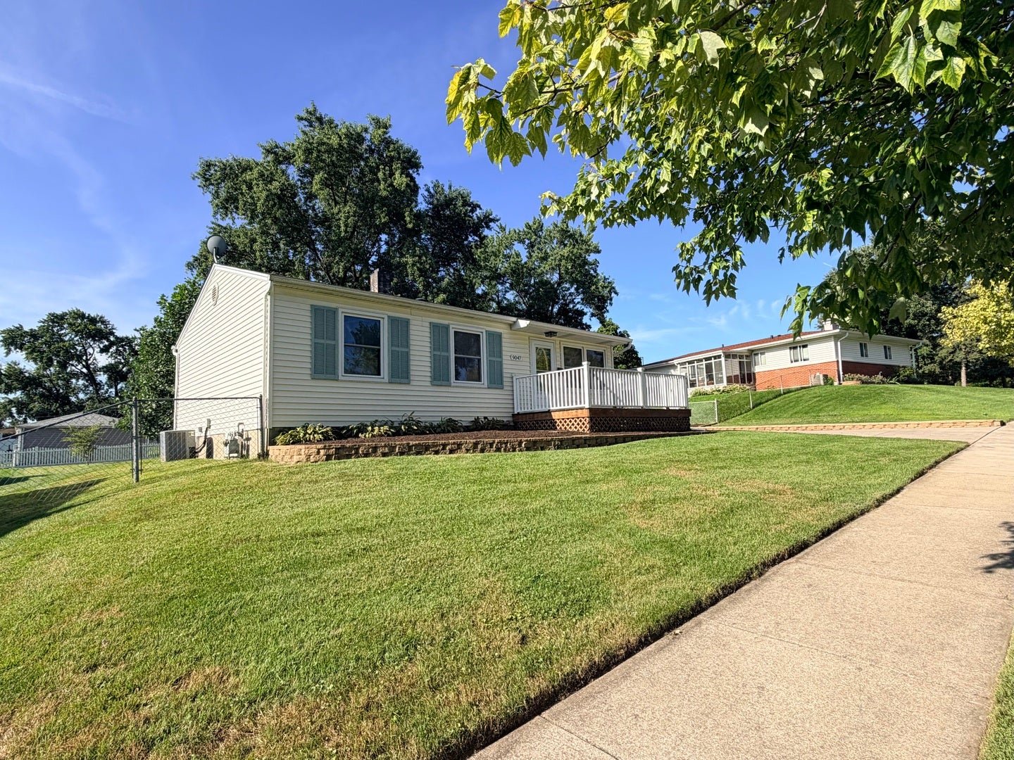 9047 W Poplar Road