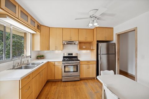 Tiny photo for 10511 Preston Street, Westchester, IL 60154 (MLS # 12508503)