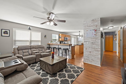 Tiny photo for 1134 Spinnaker Street, Pingree Grove, IL 60140 (MLS # 12791376)