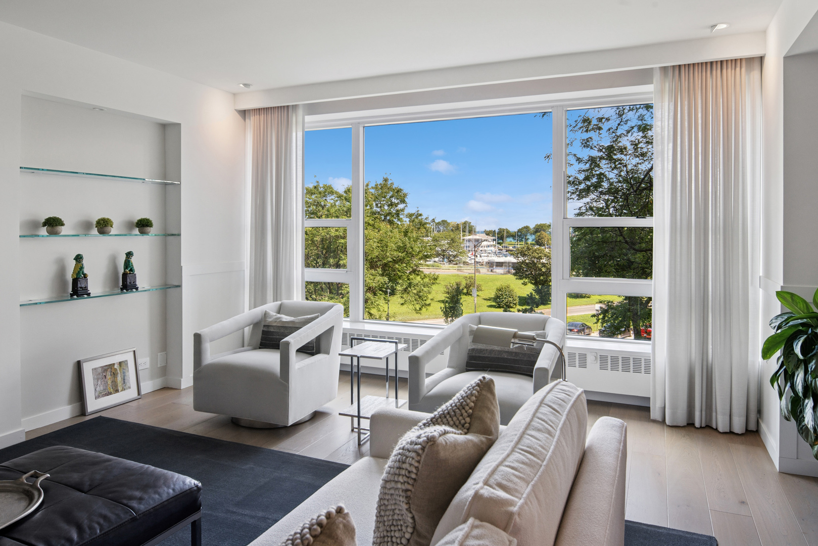 3180 N Lake Shore Drive 3B