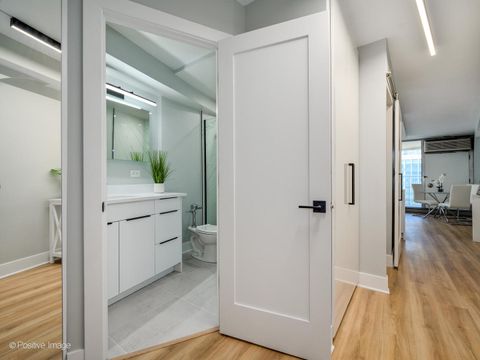 Tiny photo for 300 N State Street #5125, Chicago, IL 60654 (MLS # 12605895)