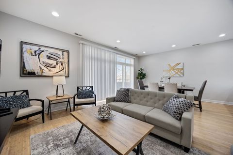 Tiny photo for 3126 W Walton Street #2, Chicago, IL 60622 (MLS # 12405900)