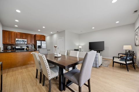 Tiny photo for 3126 W Walton Street #2, Chicago, IL 60622 (MLS # 12405900)