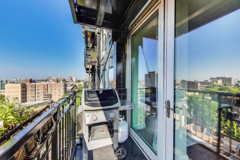 Tiny photo for 450 W Briar Place #11H, Chicago, IL 60657 (MLS # 12443057)