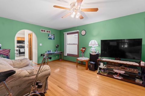 Tiny photo for 3712 S 52nd Court, Cicero, IL 60804 (MLS # 12504598)